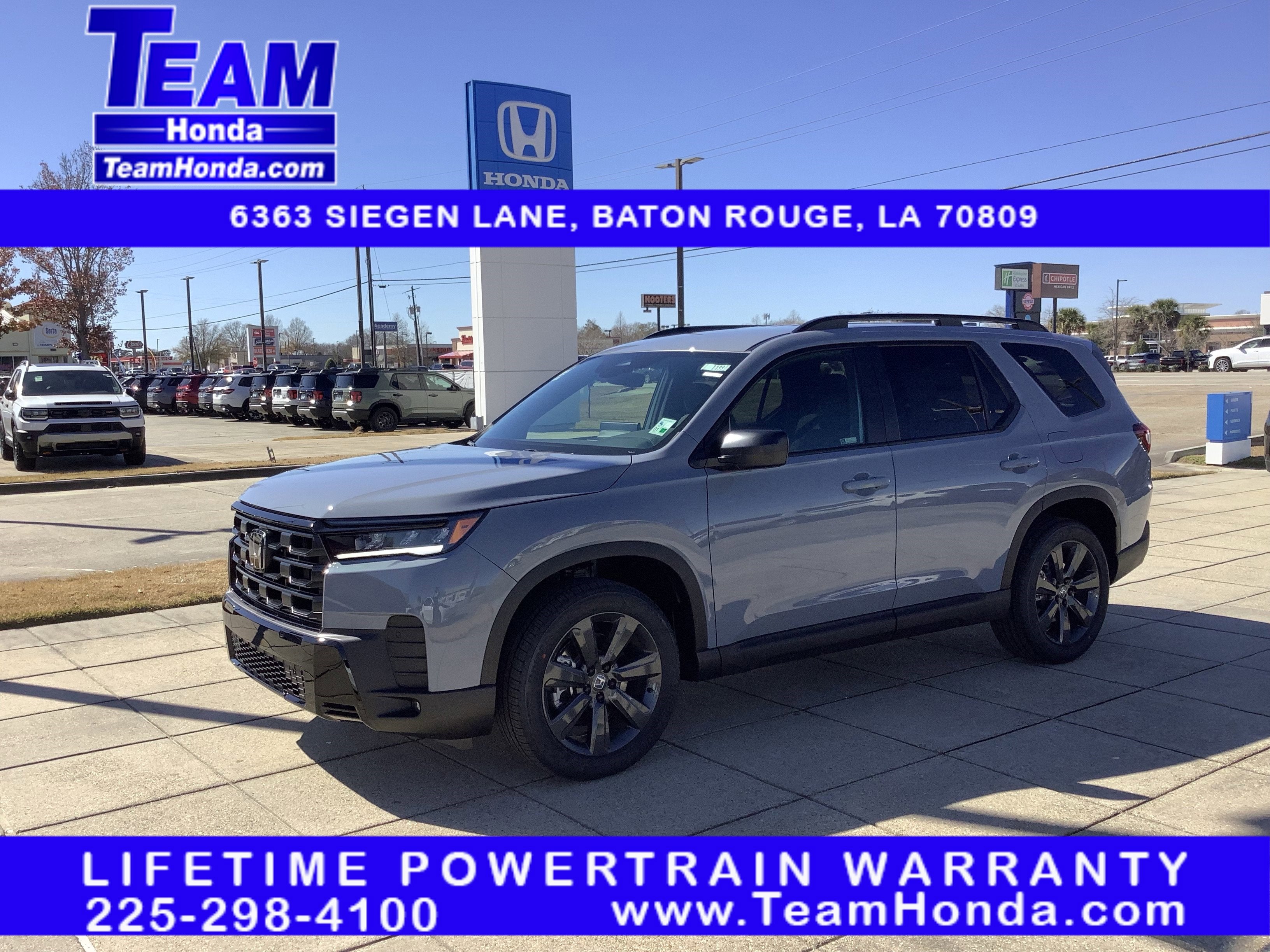 2026 Honda Pilot Sport in Sonic Gray Pearl — front three-quarter view