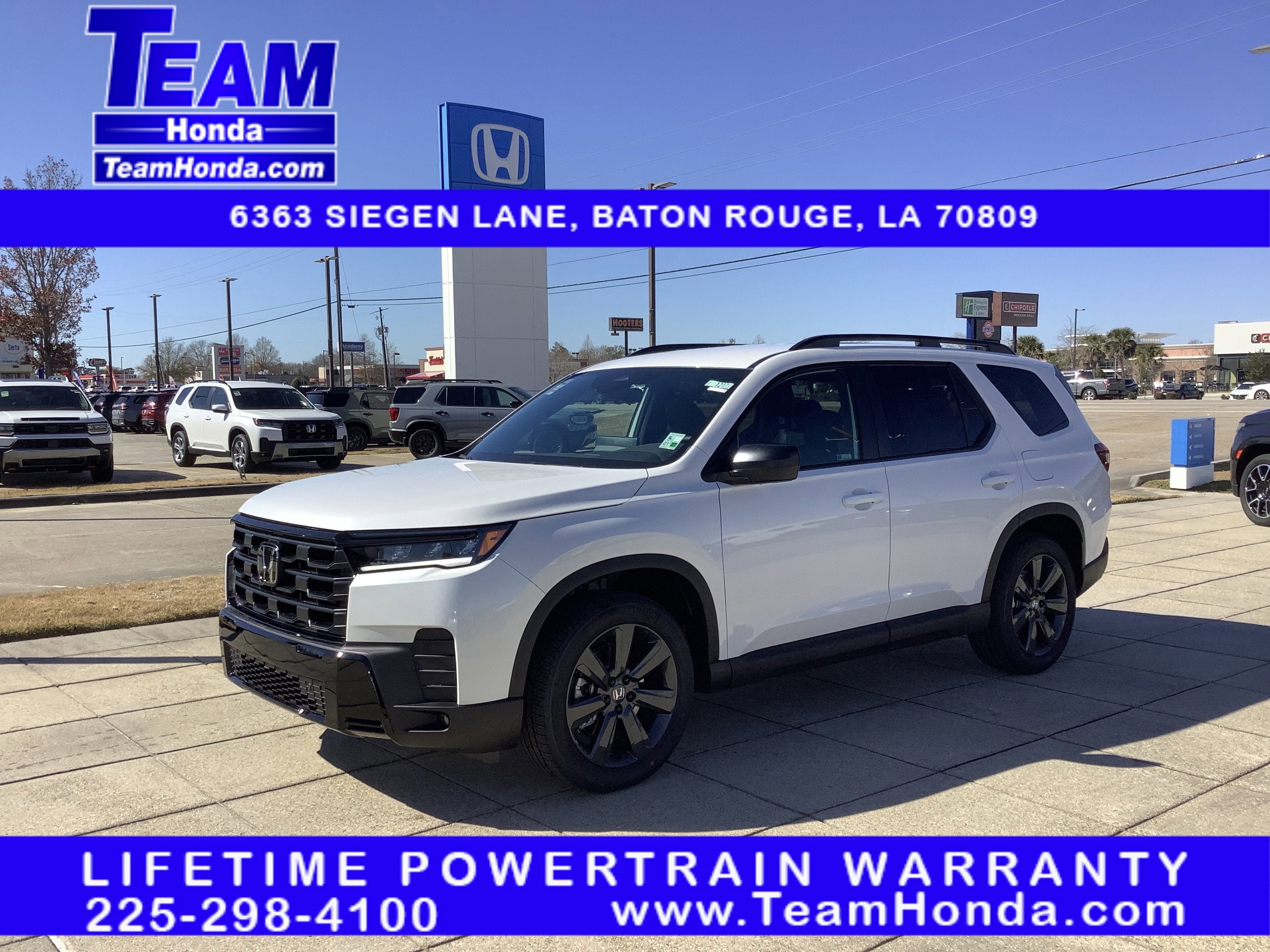 2026 Honda Pilot Sport in Platinum White Pearl — front three-quarter view