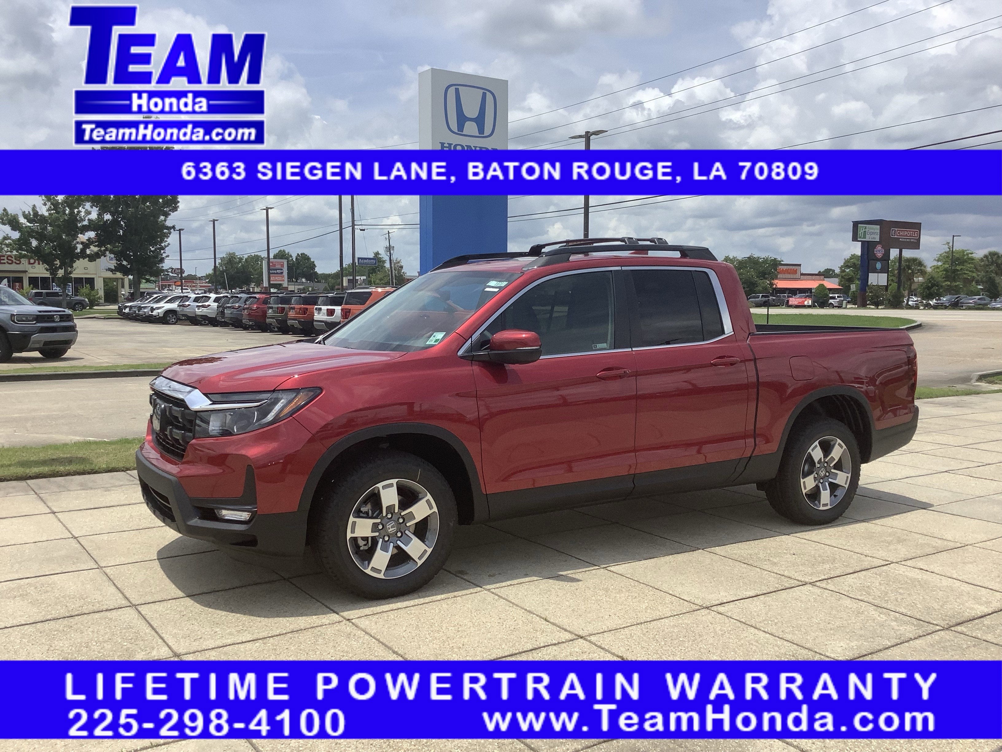 2026 Honda Ridgeline RTL in Radiant Red Metallic II — front three-quarter view